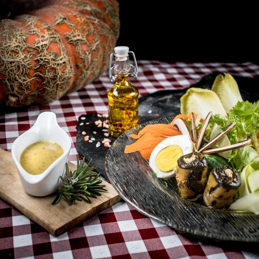 B&B Restaurant Le Pernollet Evionnaz Exterior photo